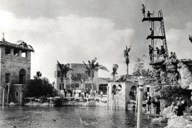 Black and white image of the Venetian Pool